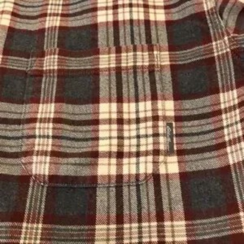 Eddie Bauer Men's Black & Cream Plaid Button-Down Shirt - Picture 12 of 12